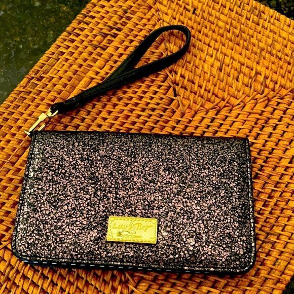 Betsey Johnson Handbags - *Luv Betsey* Johnson Black Glitter Sparkle Wristlet LN